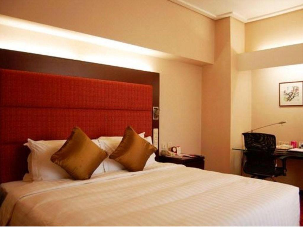 Dalian Grand Continent International Hotel Экстерьер фото