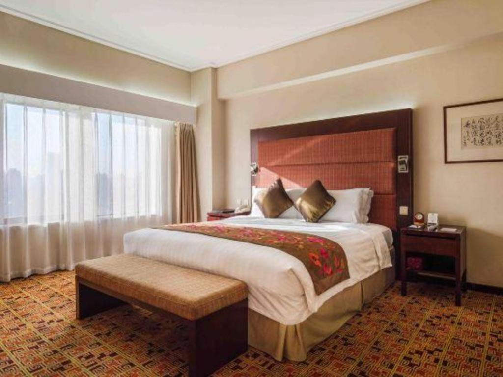 Dalian Grand Continent International Hotel Экстерьер фото