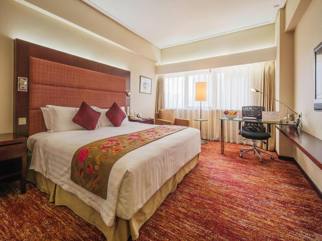 Dalian Grand Continent International Hotel Экстерьер фото