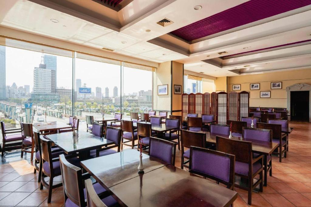Dalian Grand Continent International Hotel Экстерьер фото