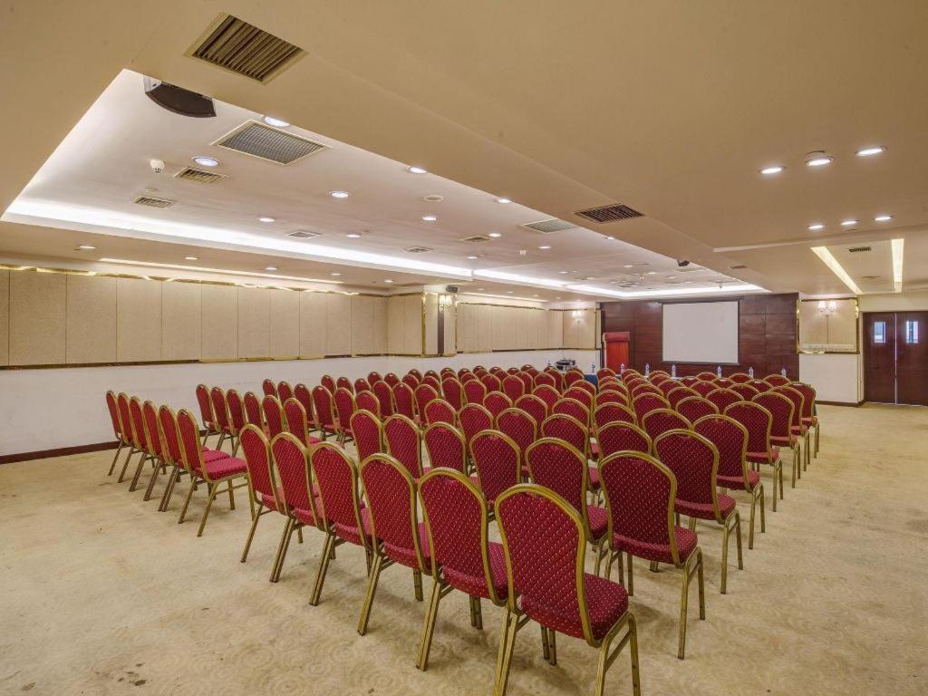 Dalian Grand Continent International Hotel Экстерьер фото