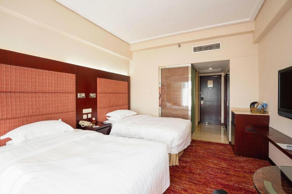 Dalian Grand Continent International Hotel Экстерьер фото