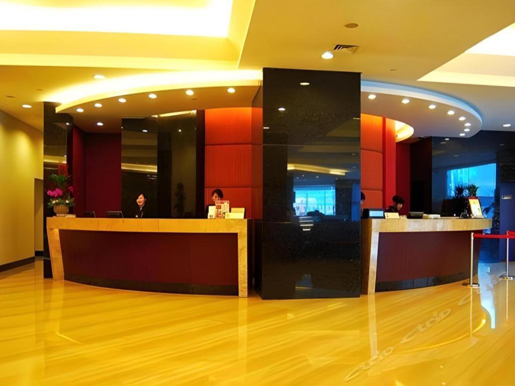 Dalian Grand Continent International Hotel Экстерьер фото