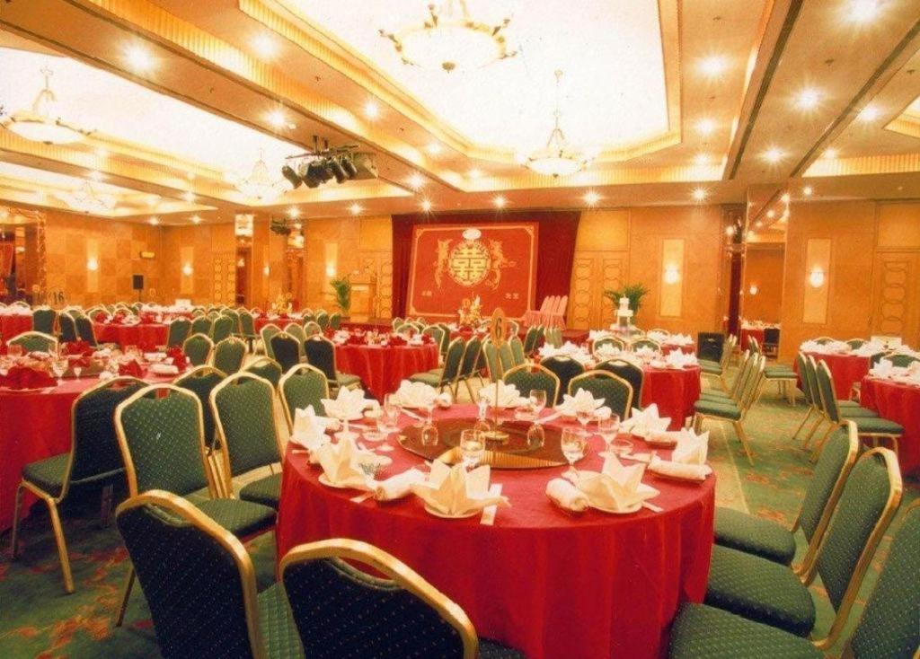 Dalian Grand Continent International Hotel Экстерьер фото